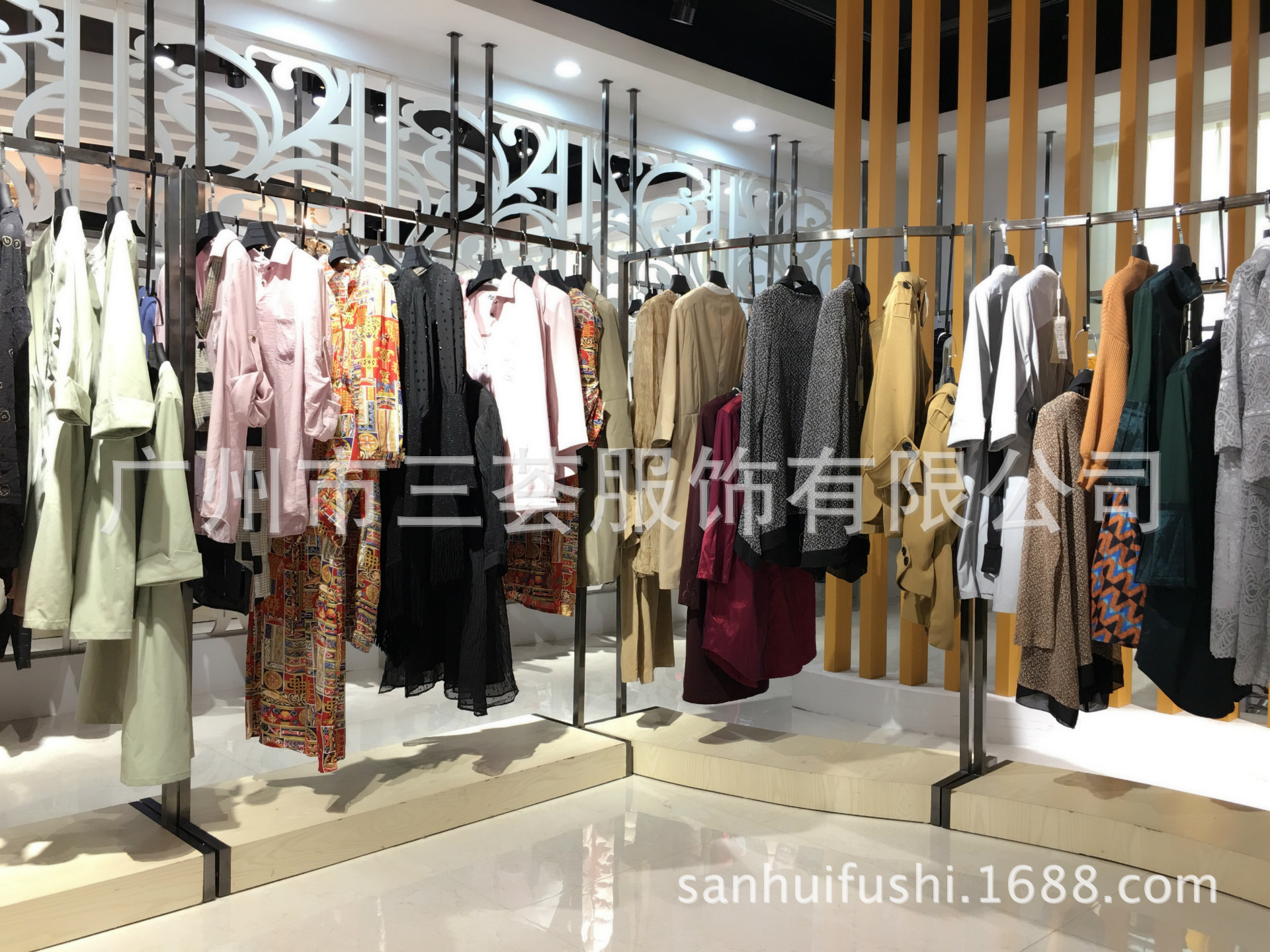 琦麗莎17年秋裝武漢大碼精品女裝品牌折扣庫存尾貨走份打包批發