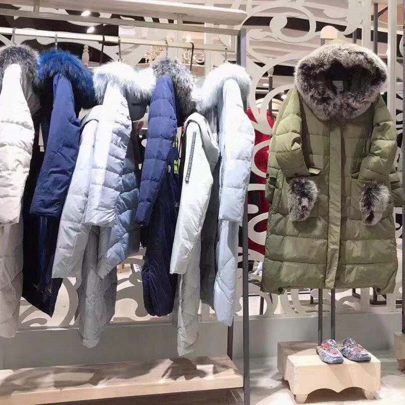 【雕牌】18冬羽绒服优雅自信女装折扣店心心念念的精品一手货源